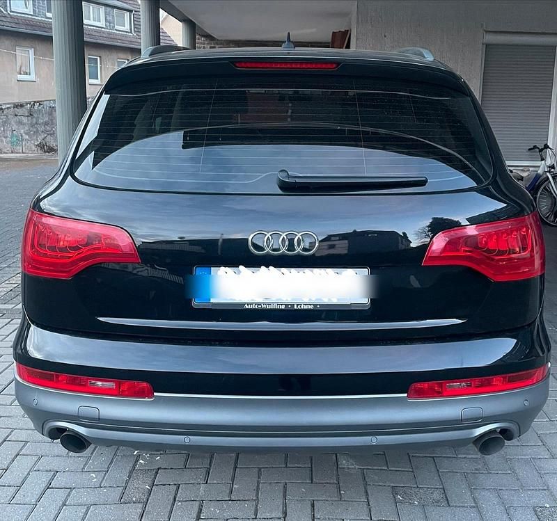 Gebraucht Audi Q7 Design 204 PS (150 kW) 2012 Schwarz SUV