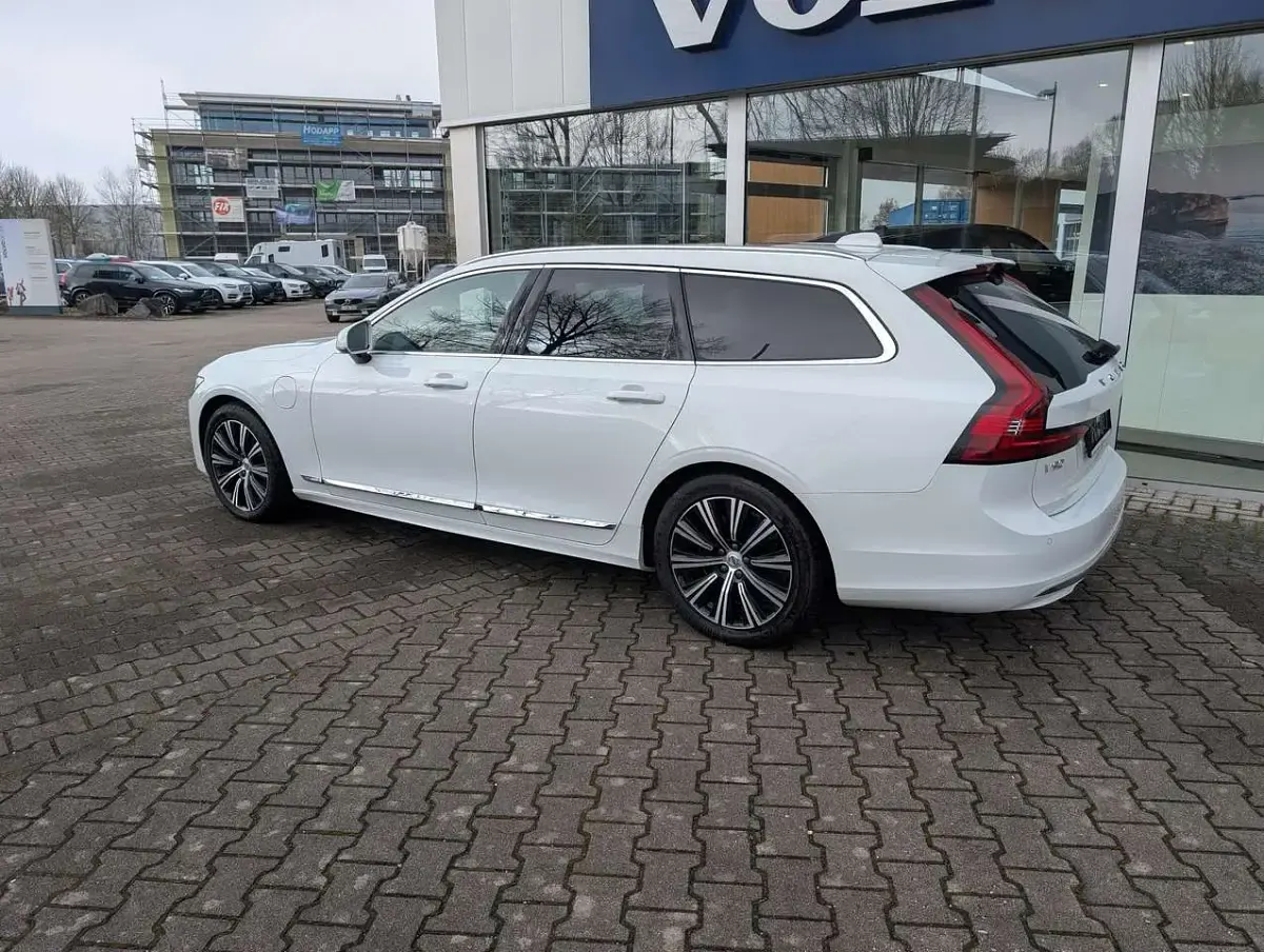 Gebraucht Volvo V90 Inscription 341 PS (250 kW) 2020 Ice white, solid Kombi