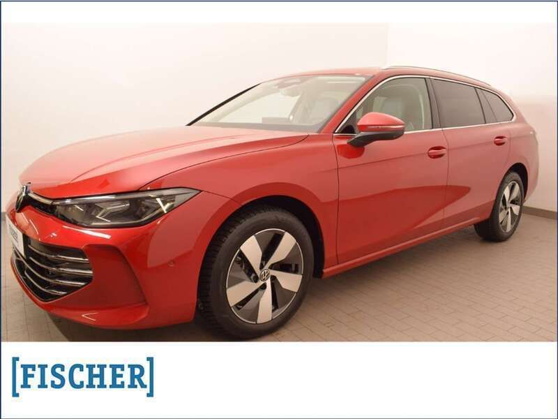Chilirot metallic (rot) Gebraucht 2024 VW Passat Elegance Kombi | 39.885 € (Etwas zu teuer) - Bild 1/4