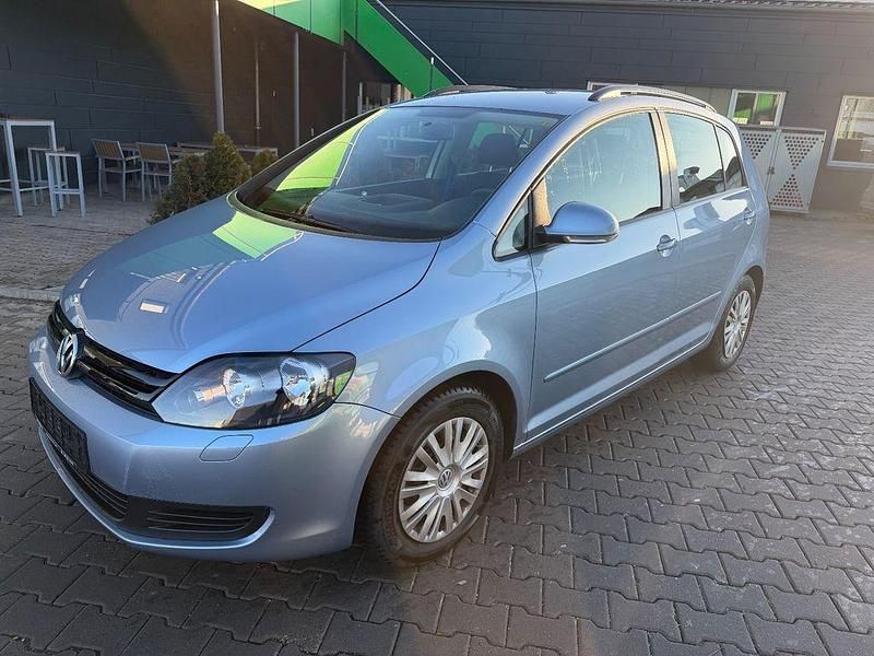 Blau Gebraucht 2010 VW Golf Limousine | 3.490 € (Superpreis) - Bild 1/4