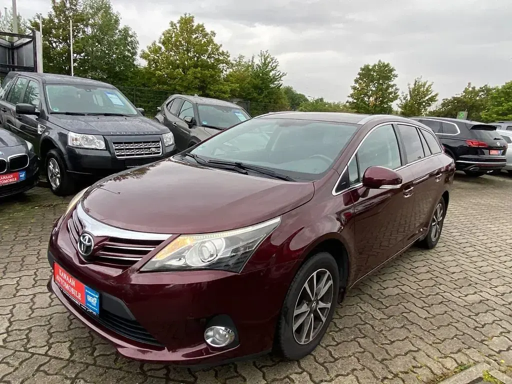 Gebraucht Toyota Avensis Edition 147 PS (108 kW) 2015 Kombi