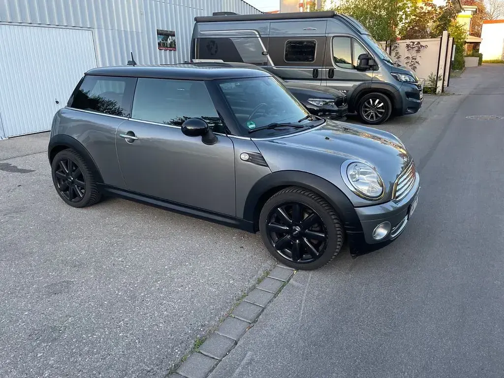 Usado Mini Cooper 120 HP (88 kW) 2009 Cinzento Citadino
