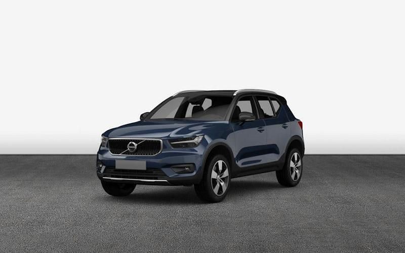 Neu Volvo XC40 Plus 163 PS (119 kW) 2026 Blau SUV