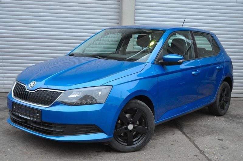 Gebraucht Skoda Fabia Ambition 90 PS (66 kW) 2015 Blau Limousine