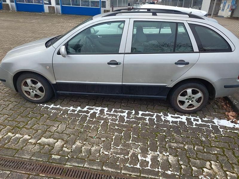 Gebraucht Skoda Fabia Comfort 101 PS (74 kW) 2002 Grau Kombi