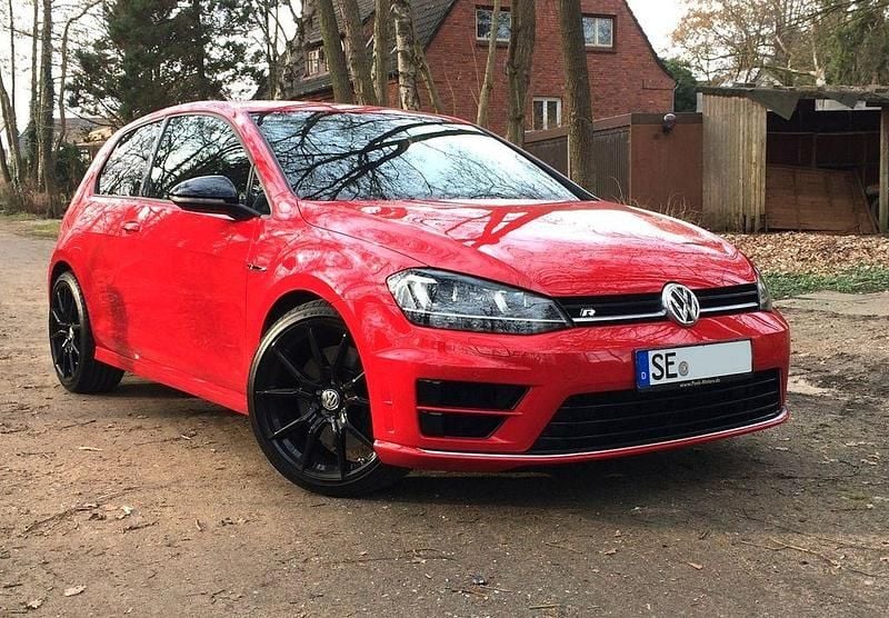 Gebraucht VW Golf VII R 300 PS (220 kW) 2015 Rot Limousine