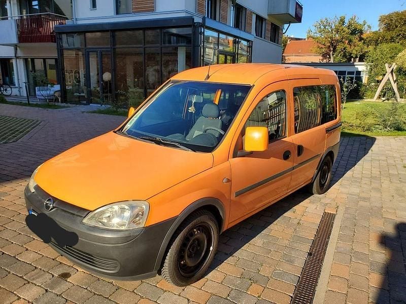 Gebraucht Opel Combo 94 PS (69 kW) 2007 Orange Van / Kleinbus