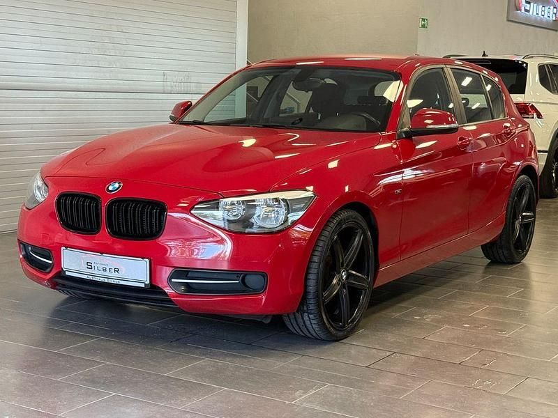 Rot Gebraucht 2014 BMW 116 Sport Line Kleinwagen | 11.890 € (Etwas zu teuer) - Bild 1/4