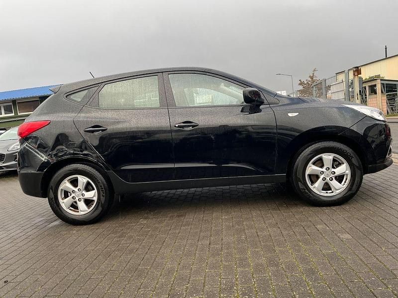 Gebraucht Hyundai ix35 Comfort 136 PS (100 kW) 2012 Schwarz SUV
