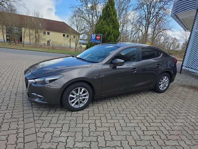 Gebraucht Mazda 3 Exclusive 120 PS (88 kW) 2017 Obsidiangrau metallic Limousine