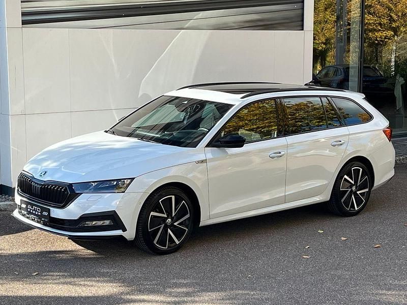 Weiß Gebraucht 2022 Skoda Octavia Limousine | 28.880 € (Etwas zu teuer) - Bild 1/4