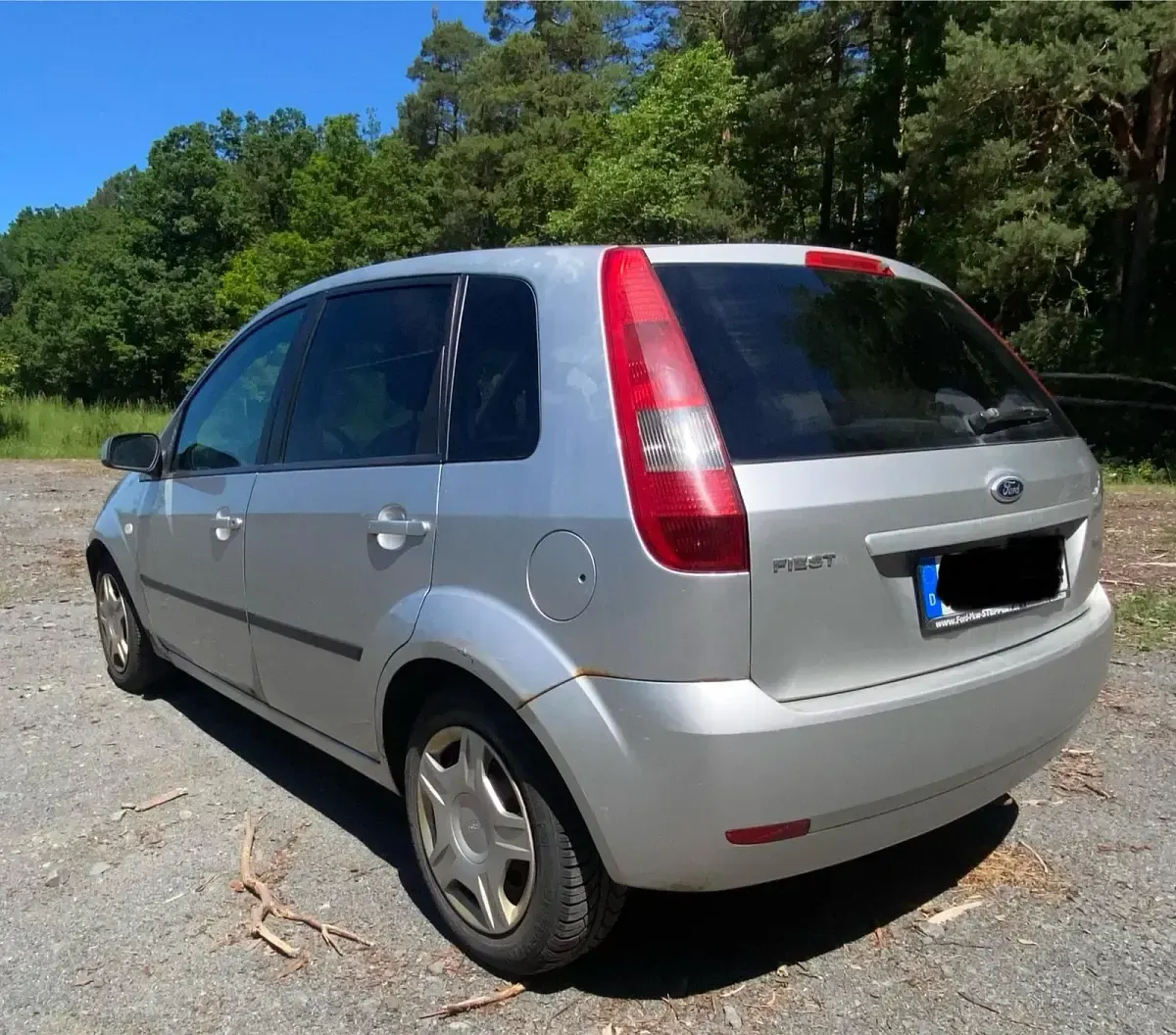 Gebraucht Ford Fiesta 80 PS (58 kW) 2005 Silber Kleinwagen