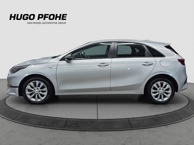 Gebraucht Kia Ceed Edition 7 101 PS (74 kW) 2024 Sparklingsilber Kleinwagen
