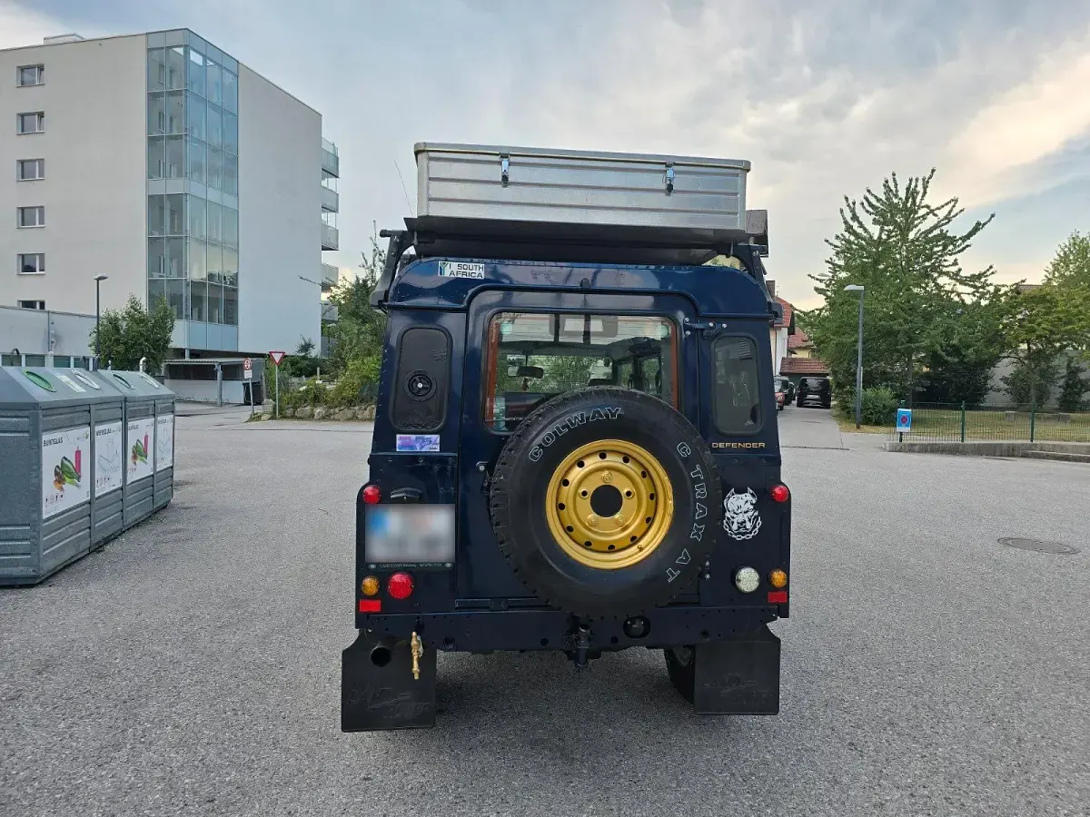 Gebraucht Land Rover Defender 122 PS (89 kW) 2001 Blau SUV