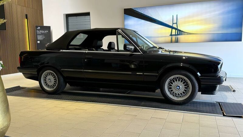 Gebraucht BMW 325 Cabriolet Performance 170 PS (125 kW) 1992 Schwarz Cabrio