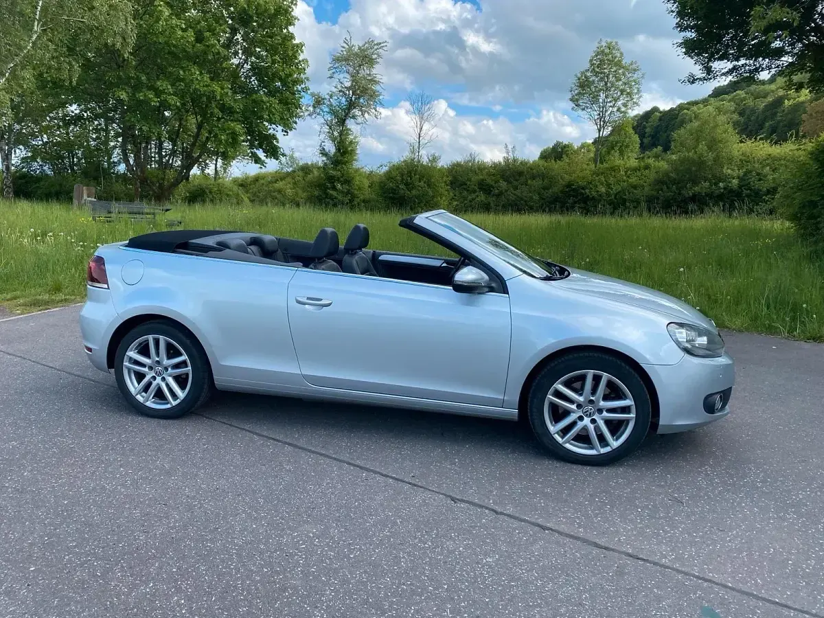 Gebraucht VW Golf Cabriolet 140 PS (102 kW) 2012 Silber Cabrio
