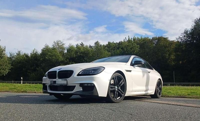 Blau Gebraucht 2017 BMW 650 M Sport Coupé | 40.000 € - Bild 1/4