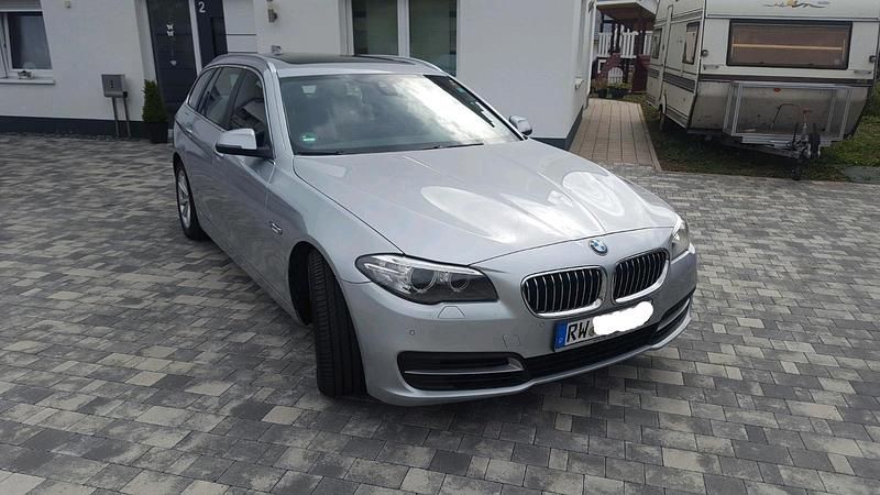 Silber Gebraucht 2013 BMW 520 Kombi | 7.200 € (Superpreis) - Bild 1/4