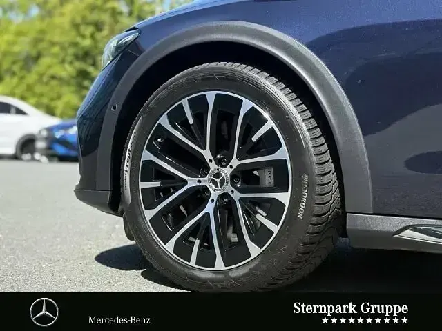 Gebraucht Mercedes E450 381 PS (280 kW) 2024 Blau Limousine