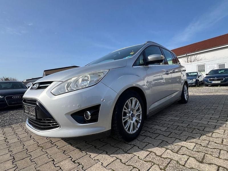 Gebraucht Ford Grand C-Max 116 PS (85 kW) 2011 Silber Van / Kleinbus