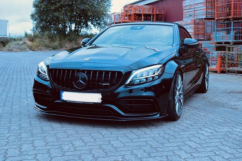 Schwarz Gebraucht 2023 Mercedes C63S AMG AMG Cabrio | 88.500 € (Etwas zu teuer) - Bild 1/4