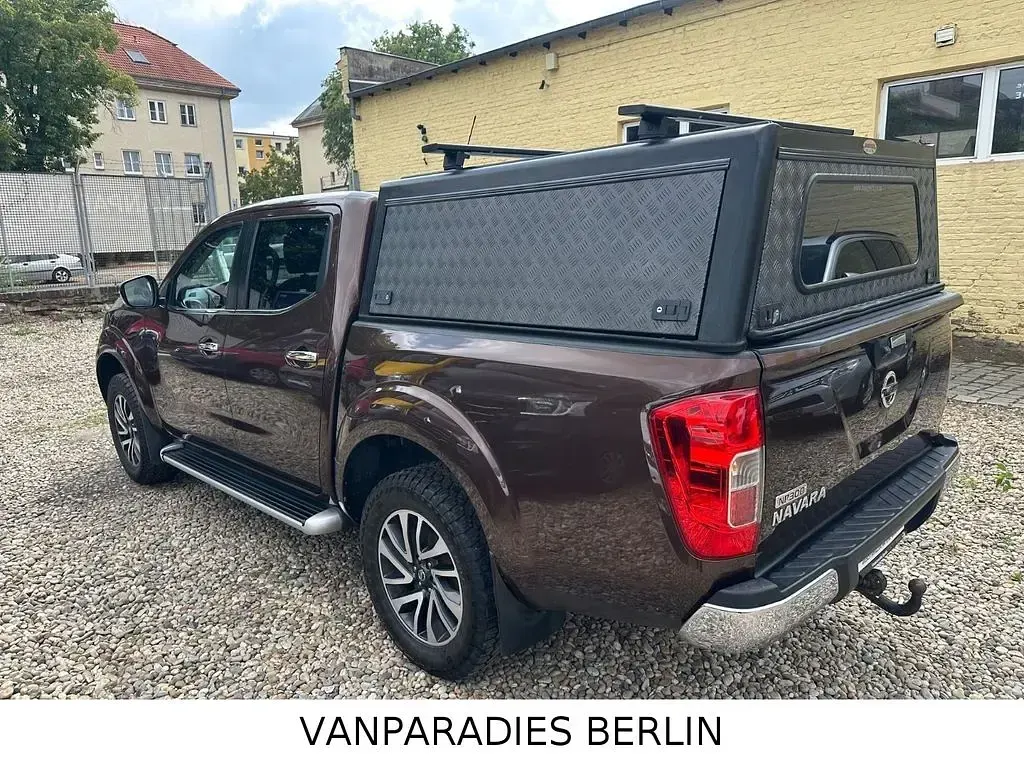 Gebraucht Nissan Navara N-Connecta 190 PS (139 kW) 2016 Braun Pickup