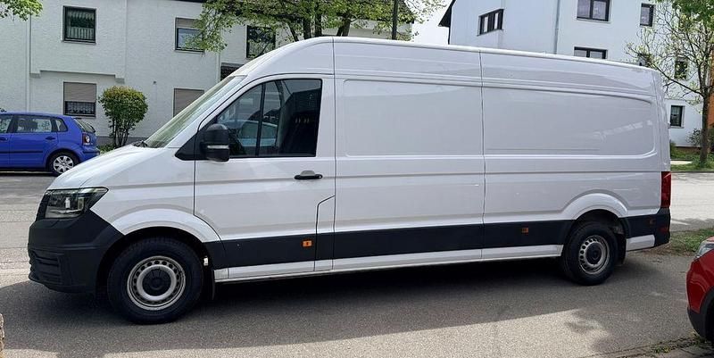 Używany VW Crafter R 177 KM (130 kW) 2022 Biały Van