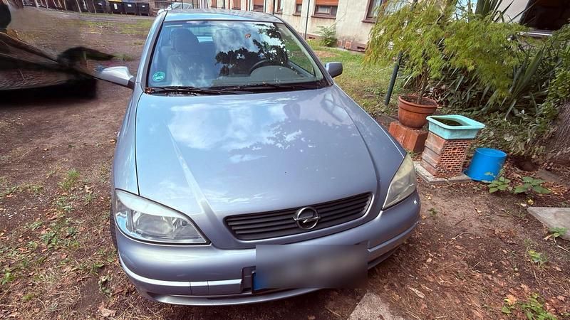 Silber Gebraucht 2003 Opel Astra Limousine | 1.200 € (Superpreis) - Bild 1/4