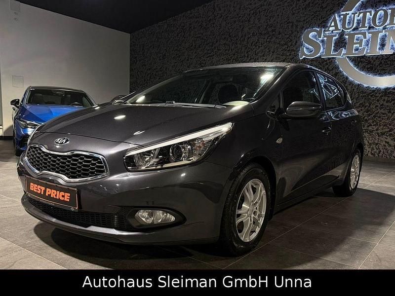 Gebraucht Kia Ceed Edition 7 90 PS (66 kW) 2014 Grau Kleinwagen