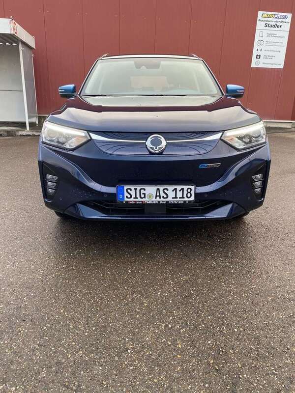 Dandy blue Gebraucht 2024 Ssangyong Korando SUV | 33.600 € (Teuer) - Bild 1/4