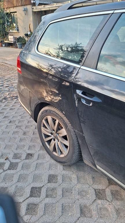 Gebraucht VW Passat Comfortline 140 PS (102 kW) 2013 Schwarz Kombi