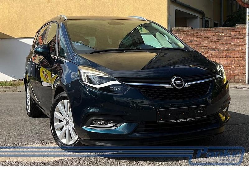 Grün Gebraucht 2017 Opel Zafira Innovation Van / Kleinbus | 12.990 € (Fairer Preis) - Bild 1/4