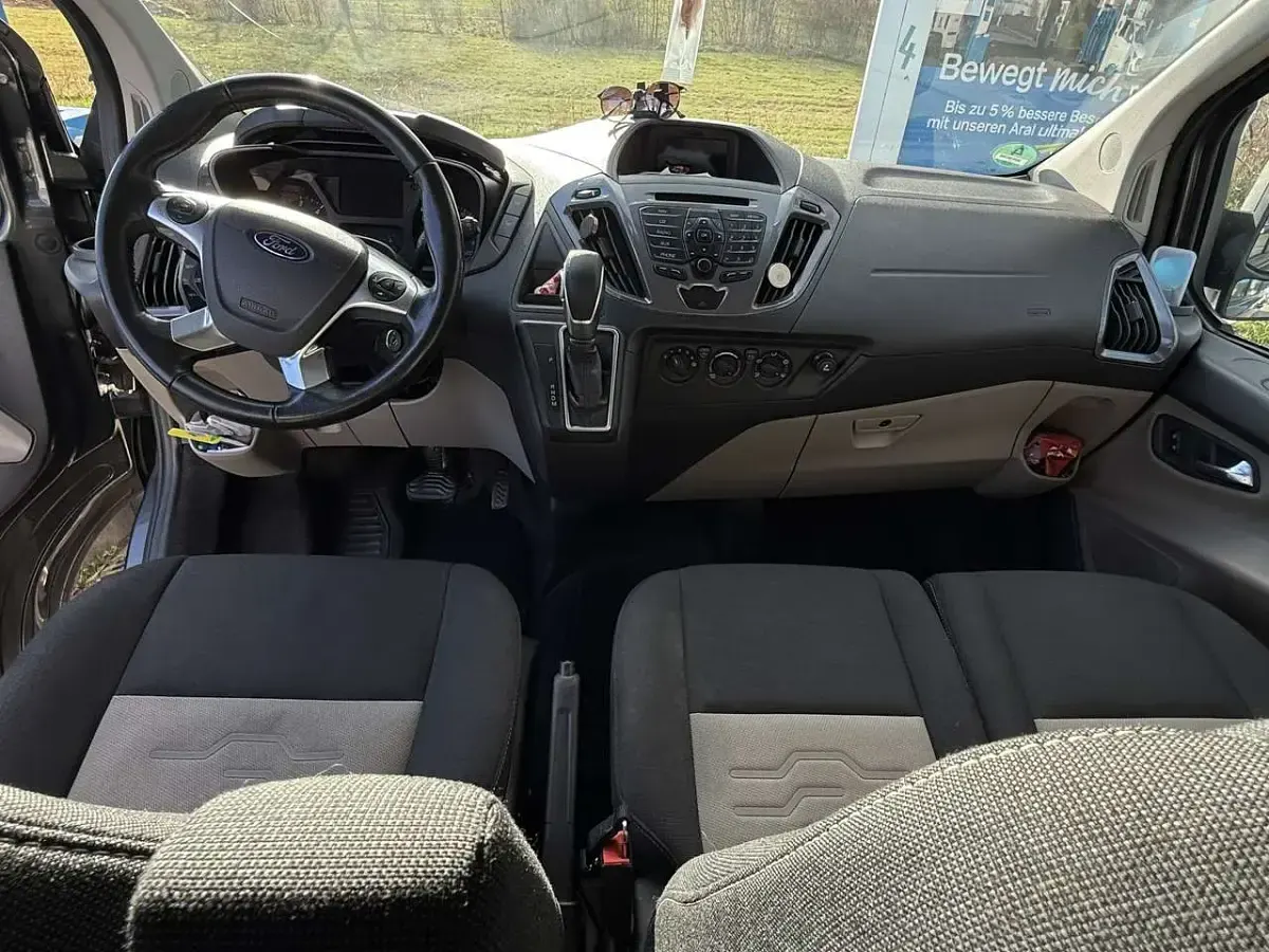 Gebraucht Ford Tourneo Custom Titanium 170 PS (125 kW) 2017 Grau Van