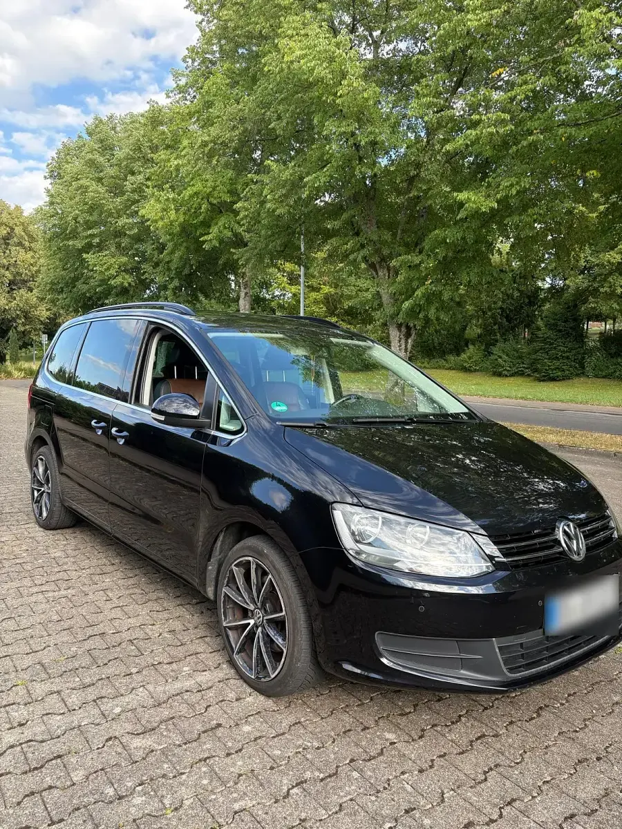 Gebraucht VW Sharan 140 PS (102 kW) 2011 Schwarz Van / Kleinbus