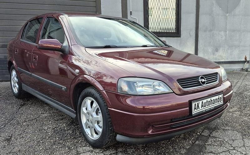 Gebraucht Opel Astra 84 PS (61 kW) 2002 Braun Limousine