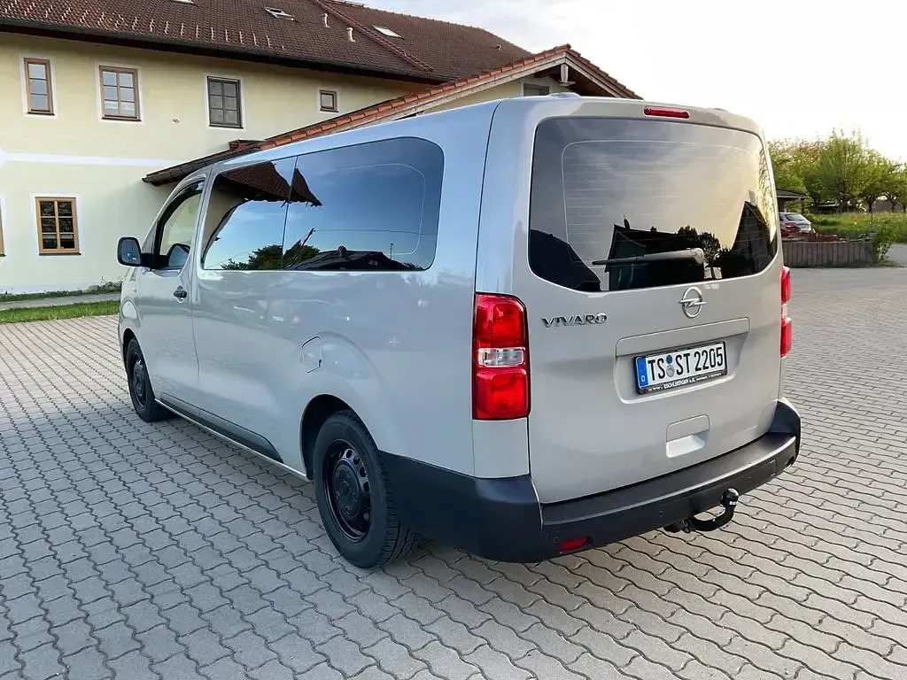 Gebraucht Opel Vivaro-e Combi 150 PS (110 kW) 2020 Grau Van / Kleinbus