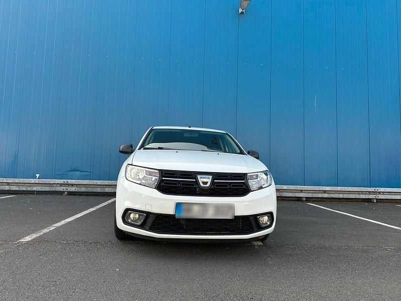 Gebraucht Dacia Sandero 73 PS (53 kW) 2018 Weiß Kleinwagen