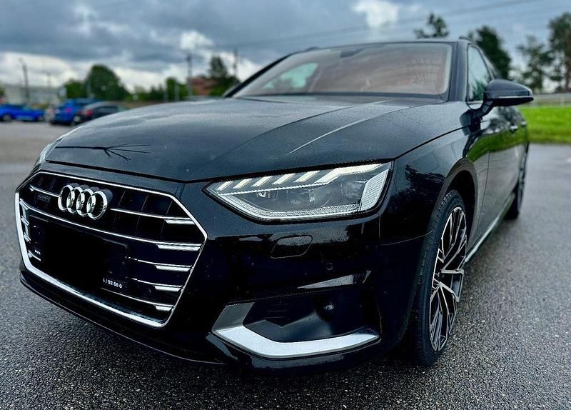 Schwarz Gebraucht 2024 Audi A4 Kombi | 30.000 € (Superpreis) - Bild 1/4