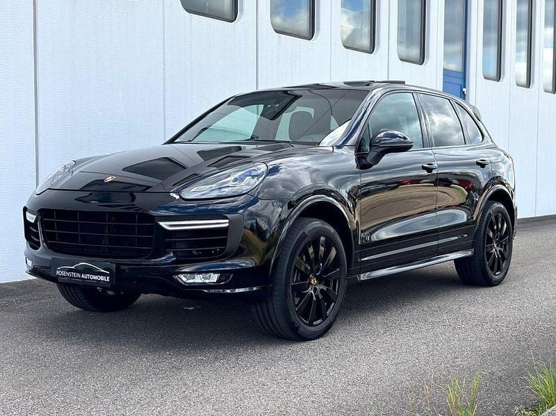 Schwarz Gebraucht 2018 Porsche Cayenne Platinum Edition SUV | 33.900 € (Guter Preis) - Bild 1/4