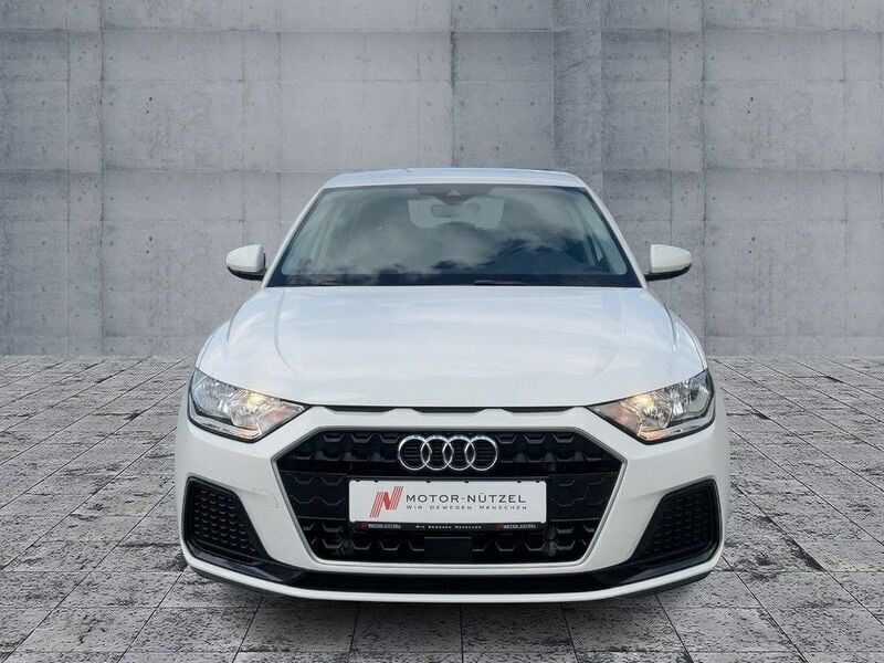 Gebraucht Audi A1 Sportback Advanced 95 PS (69 kW) 2021 Weiß Kleinwagen