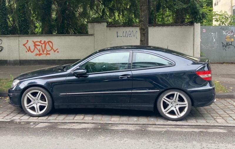 Schwarz Gebraucht 2008 Mercedes CLC180 Kleinwagen | 4.000 € (Guter Preis) - Bild 1/4