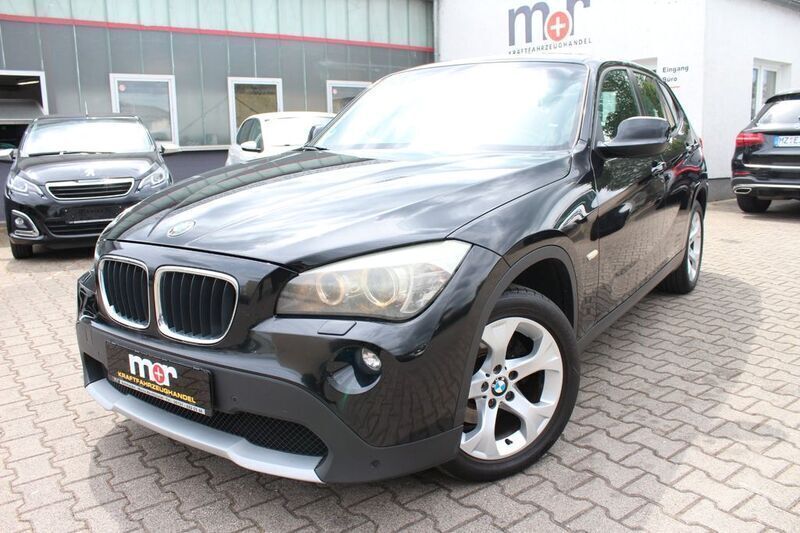 Schwarz Gebraucht 2011 BMW X1 Sport Line SUV | 7.499 € (Guter Preis) - Bild 1/4