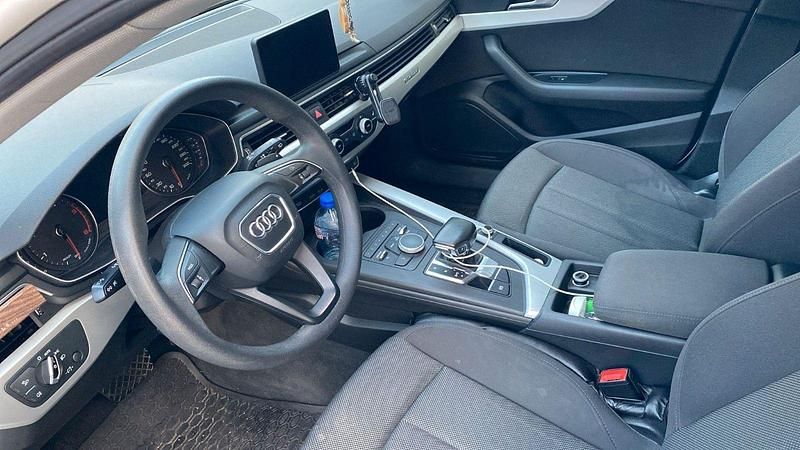 Gebraucht Audi A4 Sport 190 PS (139 kW) 2017 Weiß Kombi