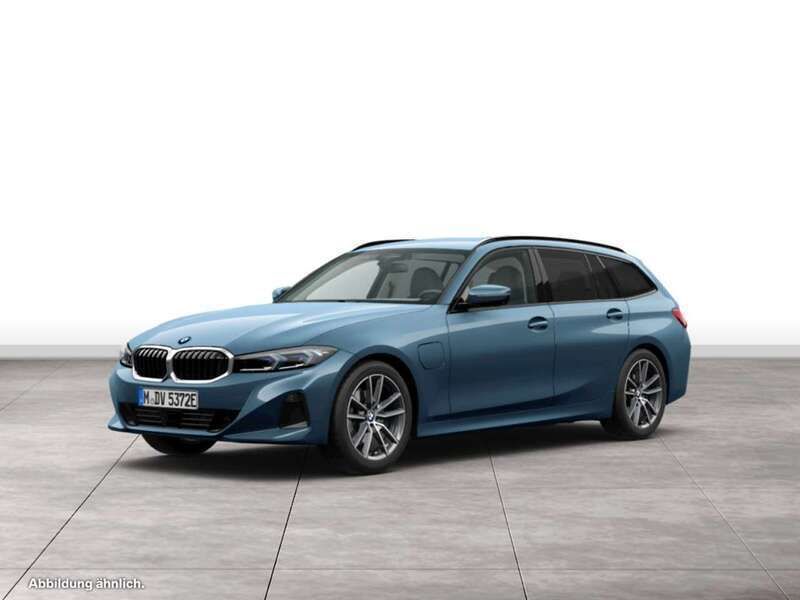 Arctic race blue Neu 2025 BMW 330e M Sport Kombi | 59.490 € (Fairer Preis) - Bild 1/3
