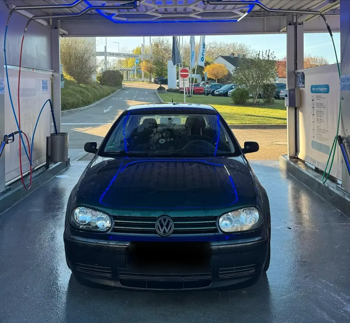 Second-hand VW Golf III 101 CP (74 kW) 1999 Verde Hatchback