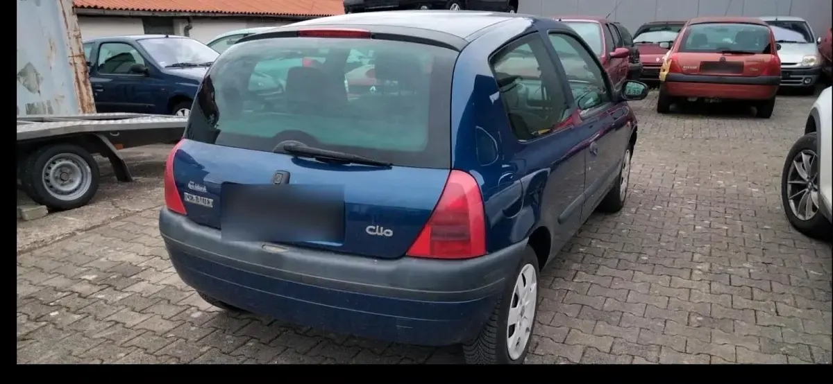Gebraucht Renault Clio 58 PS (42 kW) 1999 Blau Kleinwagen