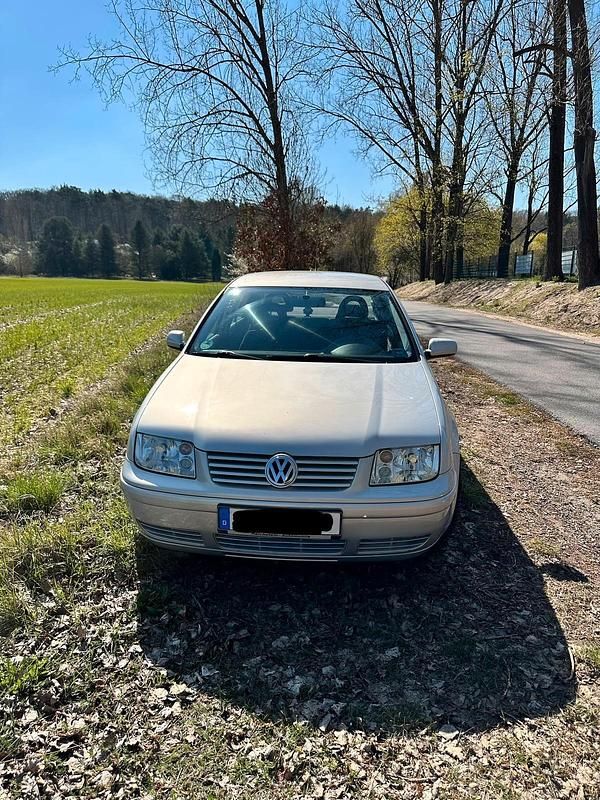 Gebraucht VW Golf III 100 PS (73 kW) 1999 Silber Limousine