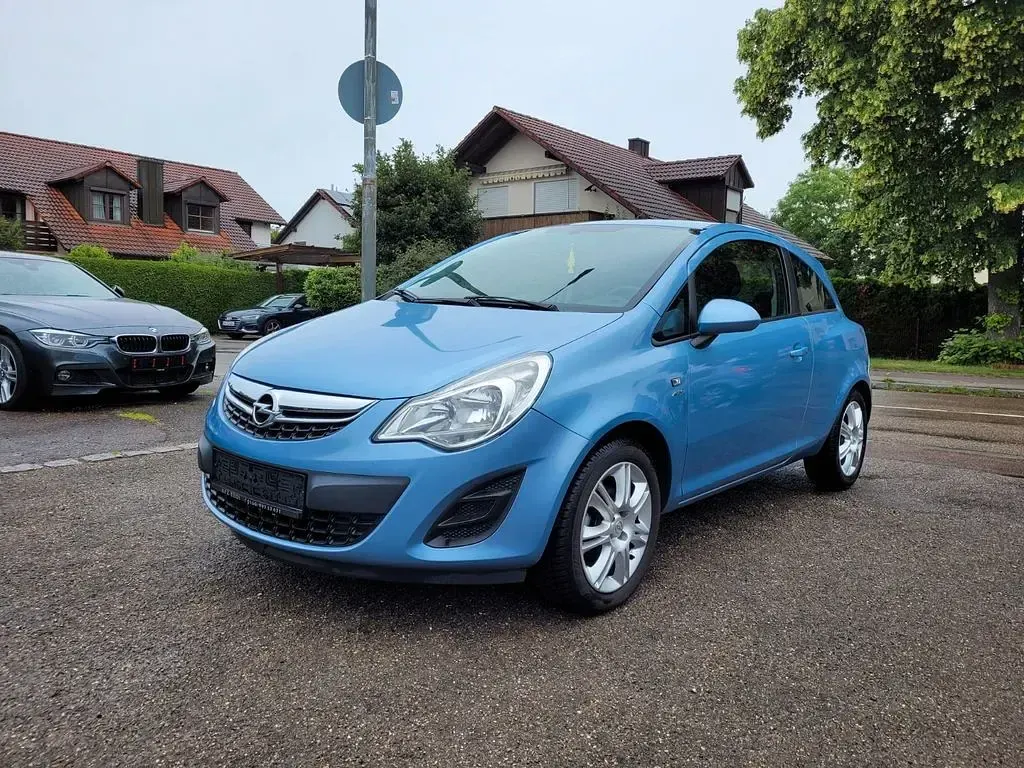 Gebraucht Opel Corsa Active 69 PS (50 kW) 2013 Blau Kleinwagen