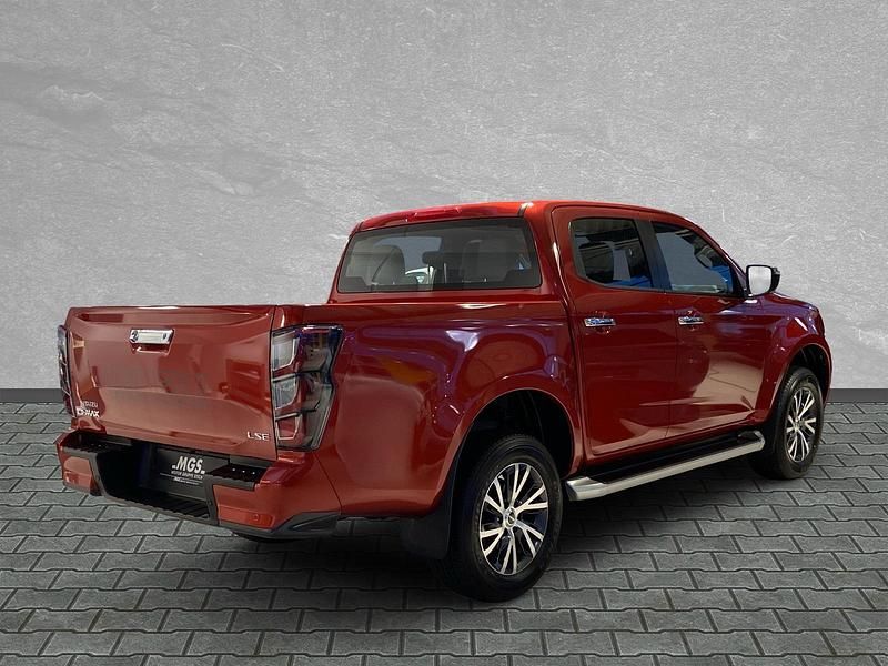 Neu Isuzu D-Max 163 PS (119 kW) 2025 Namibu orange Abholung