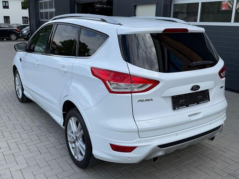 Gebraucht Ford Tempo Individual 150 PS (110 kW) 2015 Weiß SUV